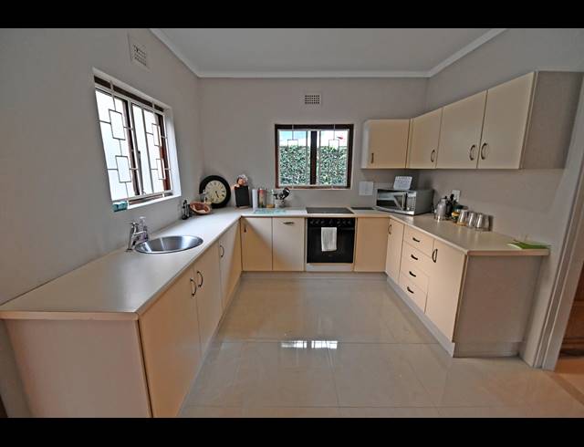 4 BEDROOM HOUSE SOLD IN DAWNCLIFFE